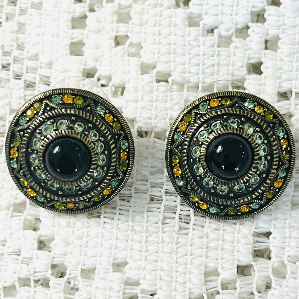 LaVintage vintage stunning pierced Earrings